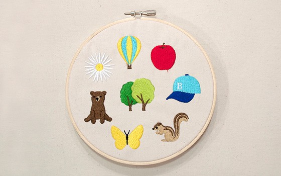 他と差を付けるプレゼントに。無印良品の刺繍サービスで特別感をプラス