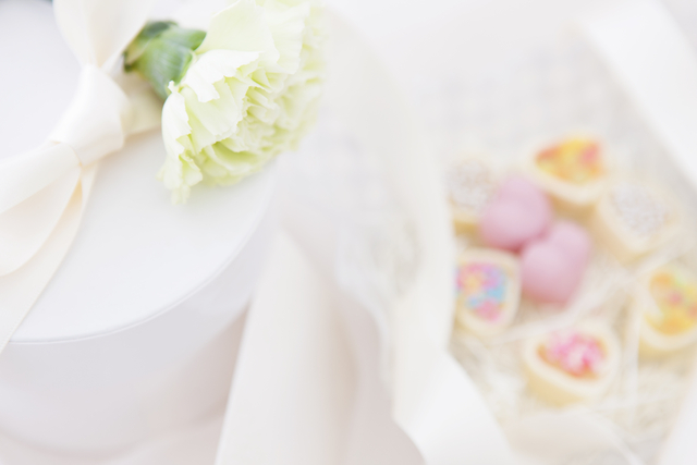 お返しに喜ばれる、かわいいホワイトデープレゼント！ハートわし掴みアイテム特集