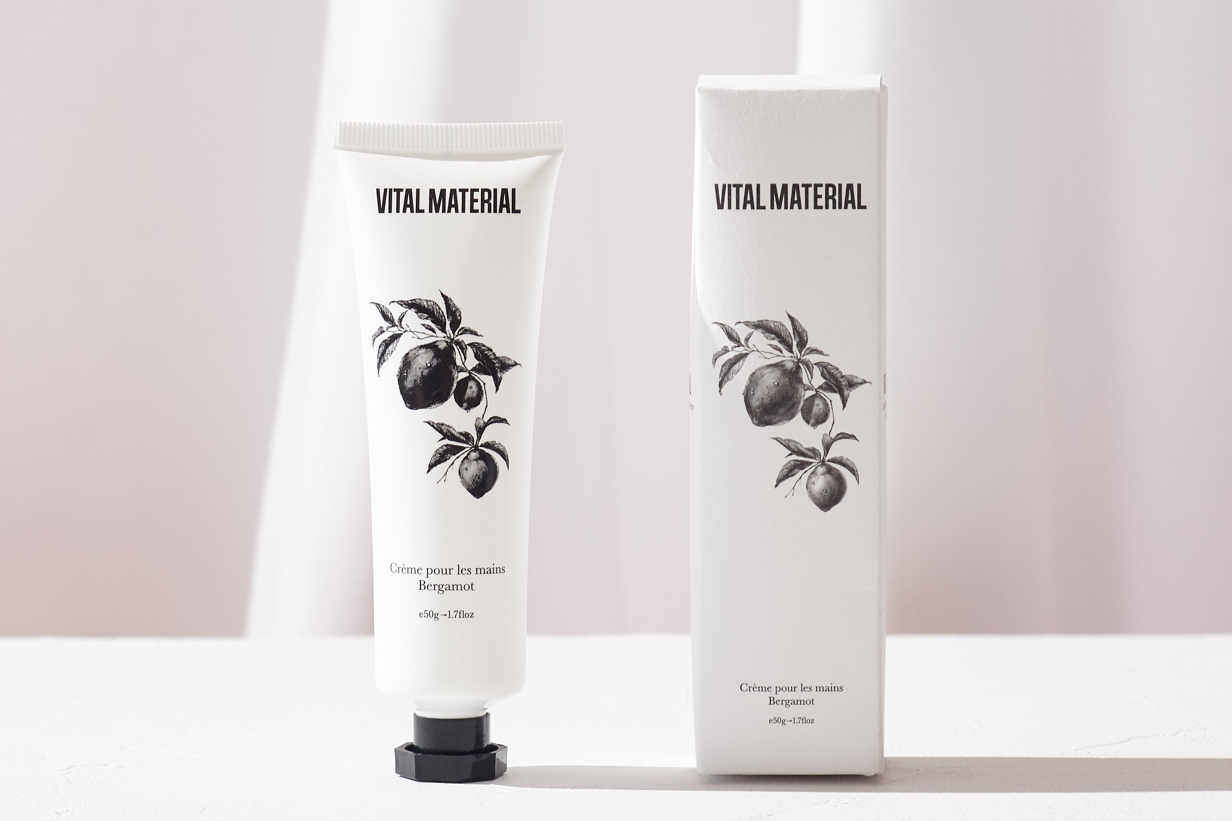 vitalmaterialのハンドクリーム 安い