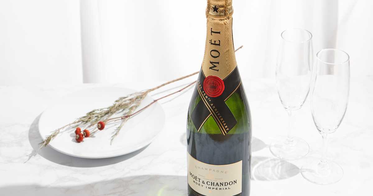 プレミアムギフト嵐 名入れシャンパンデザインボトル モエのプレゼント・ギフト通販  Anny アニー