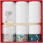 prima rosette using by LIBERTY FABRICS PR-2435-GN