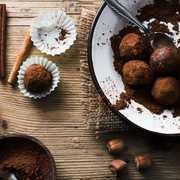 バレンタインにトリュフを。定番から手作りまで、バラエティ溢れるおすすめギフト集