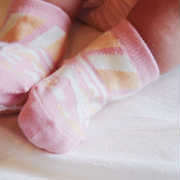 出産祝いに靴下をプレゼント。赤ちゃんとママへ贈りたい、必見喜ばれアイテム集