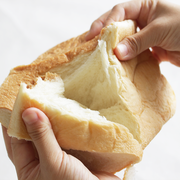 高級食パンブームの火付け役!乃が美の「生」食パンの誕生秘話【連載コラム第1弾】