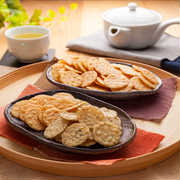 個包装のせんべいをバレンタインに贈ろう。おいしくて気の利いた品で喜ばれる!