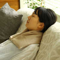 【女性向け】同僚に贈る退職祝い15選。年代別におしゃれで喜ばれる品をご紹介