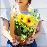 贈りたい言葉を、お花に代えて。誰かに教えたくなる(hana-naya)のギフト