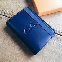 大人可愛さがツボ。彼女に贈るお祝いのプレゼントは、文房具に決まり