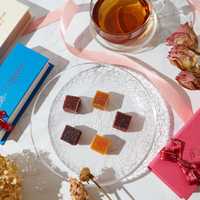 夏に贈るおしゃれな手土産特集。スイーツからドリンク、総菜まで幅広くご紹介