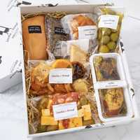 お酒好きな夫婦の結婚祝いに!絶品おつまみのプレゼント15選