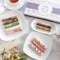 母の日は義母にもプレゼントを。彼ママが喜ぶ、心に残るキュートなプレゼントとは？