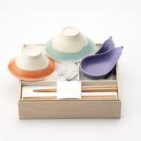 【種類別】結婚祝いに喜ばれる縁起の良いお皿15選