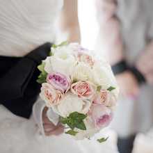 結婚祝いの女性会特集!独身最後の友人にバチェロレッテパーティーでサプライズを!