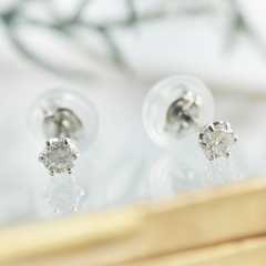 Ptダイヤモンドピアス