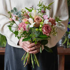 Mother's Day Bouquet -M-