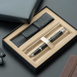PARKER IM 名入れ ボールペン & 本革ペンケース ギフトセット
