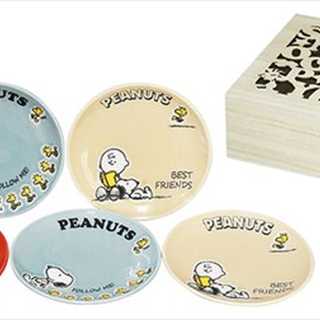 PEANUTS カラフルピーナッツ木箱入小皿セット物