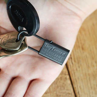 TM key chain/Black