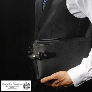 青木鞄 COMPLEX GARDENS ドイツ型押し牛革セカンドバッグ 熾盛 ブラック