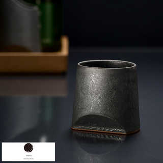 日本の歴史 TSUKI 安田瓦 ぐい呑み 蕎麦猪口 酒器 Cup 80  日本酒 酒器 おちょこ 歴史好き お城 酒好き 戦国時代 ラッピング 可 歴女