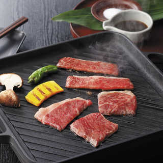 埼玉県産 彩さい牛肩ロース焼肉用