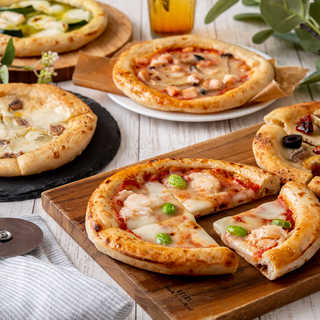 アル・ケッチァーノ　奥田シェフ監修　ピザセット［５種］