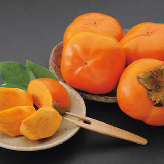 次郎柿［３．２ｋｇ］