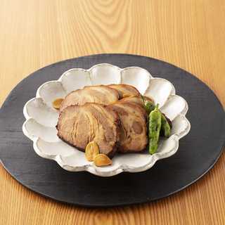 岐阜 創業明治10年 「鵜舞屋」 昆布巻のたれで仕込んだ煮豚