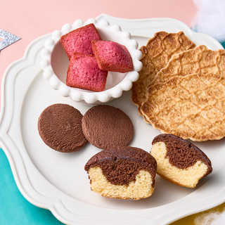 チョコトリップ　魅惑のスイーツ詰合せ　月のサーカス