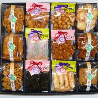 埼玉「七越製菓」　城下町