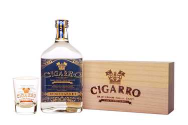 CIGARRO （シガーロ） マウスウォッシュ ショットグラス木箱付きの