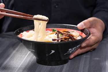 プラスチックのラーメンお丼、40個 プラスチックのラーメンお丼、40個