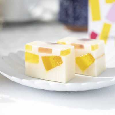 M's Casa様専用。パイナップルクッキーピアス （スペシャルのお