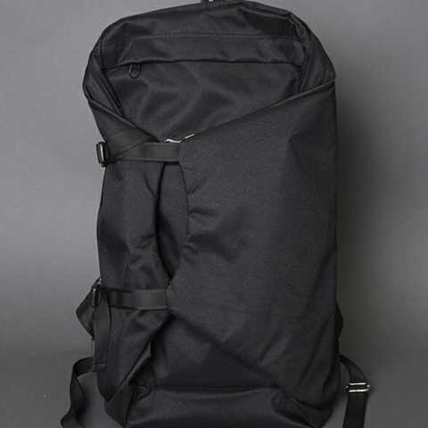 BASTET サイドストラップバックパック