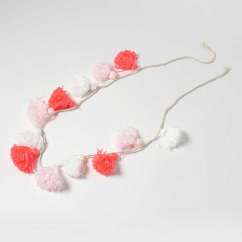 Meri Meri ウールタッセルガーランド