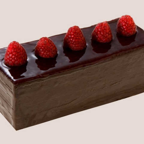 ショコラ フランボワーズ アントルメ （ホールケーキ）