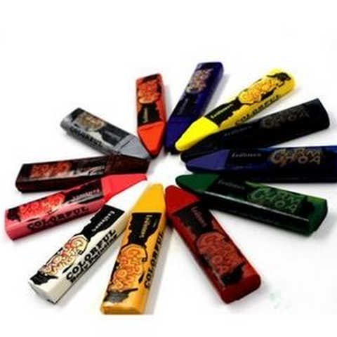 フェイスペイント 12色セット ボディペイント フェイスペインティング 書きやすい クレヨン フェイス・アイメイク 舞台メイク 仮装 コスプレ ハロウィン クリスマス スポーツ応援 宴会 祭り 無毒 安全 顔用絵具 画材用具 贈り物 プレゼント ギフト