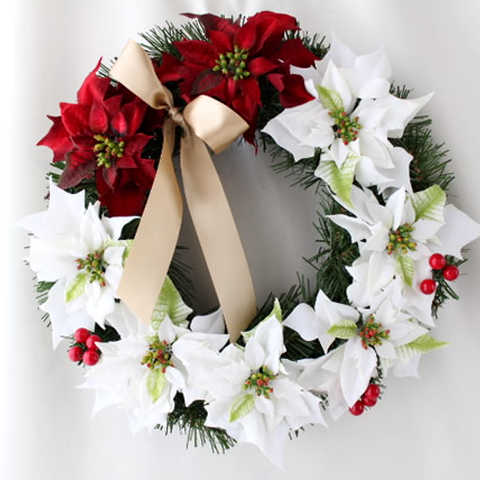 白ポインセチアとキーオーナメントのクリスマスリース☆玄関リース☆造花リース 白ポインセチアとキーオーナメントのクリスマスリース☆玄関