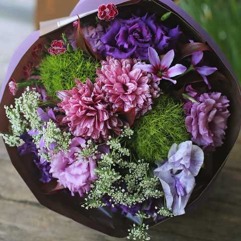 花束 生花 ギフト Lサイズ （ ブルー パープル 系 ） 大臣賞受賞 デザイナー お任せ花束