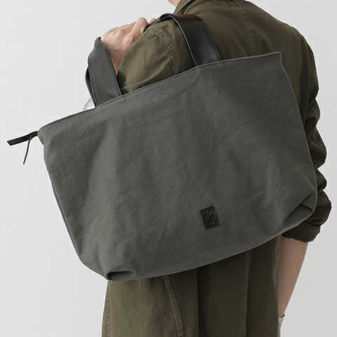 tobiuo/stuff tote M