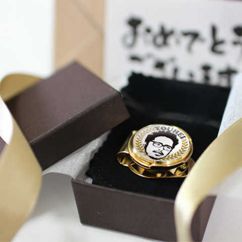 似顔絵入りの名入れゴルフマーカー