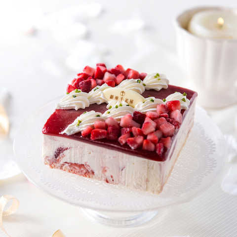 銀座千疋屋 ストロベリーアイスケーキ