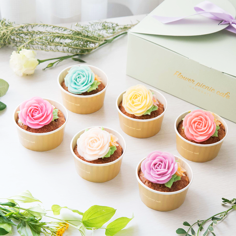 食べられるお花のカップケーキ