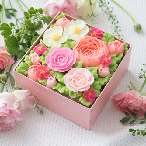 食べられるお花のケーキ