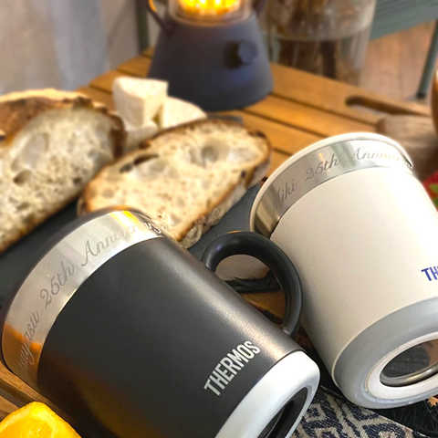 【名入れ】蓋付きサーモスマグカップ