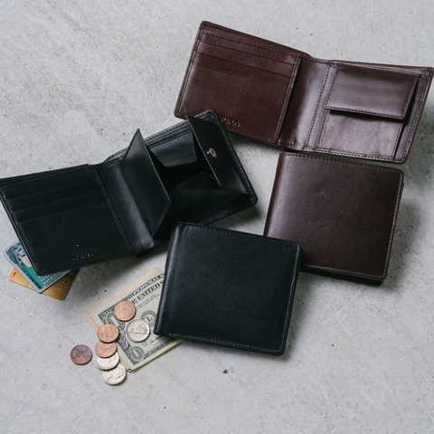 二つ折り財布