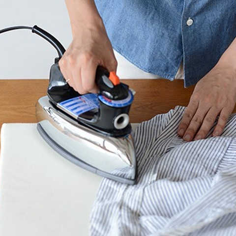 D.B.K.社/スチーム＆ドライ・アイロン