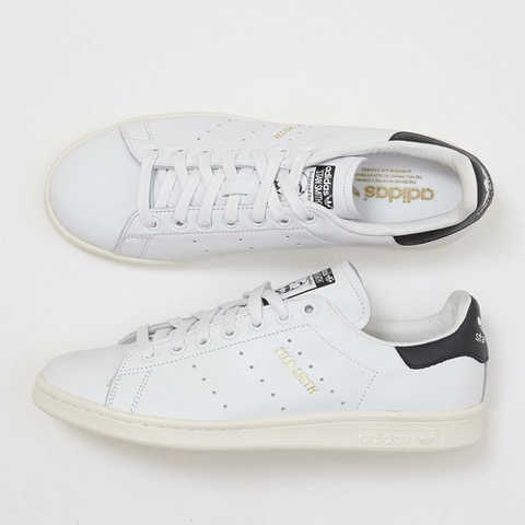 adidas STAN SMITH スニーカー