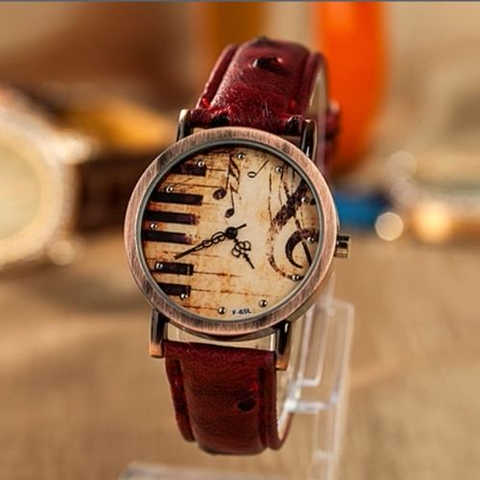 ピアノと音符のヴィンテージ風腕時計