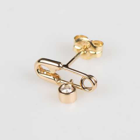 『セイフティ・ピン』＋ダイアモンド・ピアス